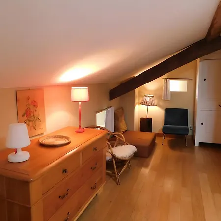 Holiday home Les Abeilles