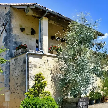 Maison De Les Abeilles La Chapelle-Faucher