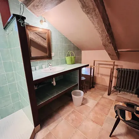 Maison De Les Abeilles Feriehus