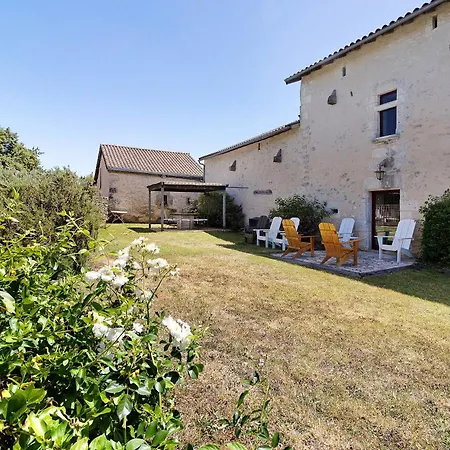 Maison De Les Abeilles Vakantiehuis