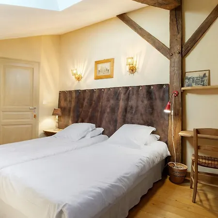 Maison De Les Abeilles Vakantiehuis La Chapelle-Faucher