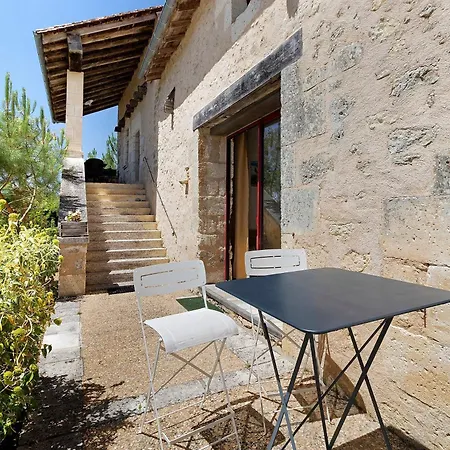 Vakantiehuis Maison De Les Abeilles